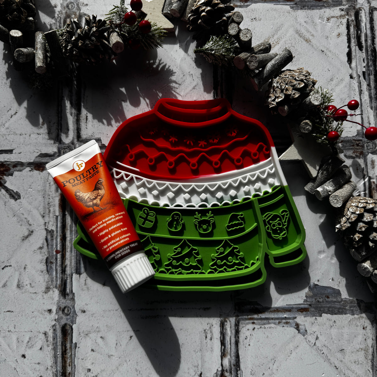 Christmas Sweater Lick Mat / Slow Feeder